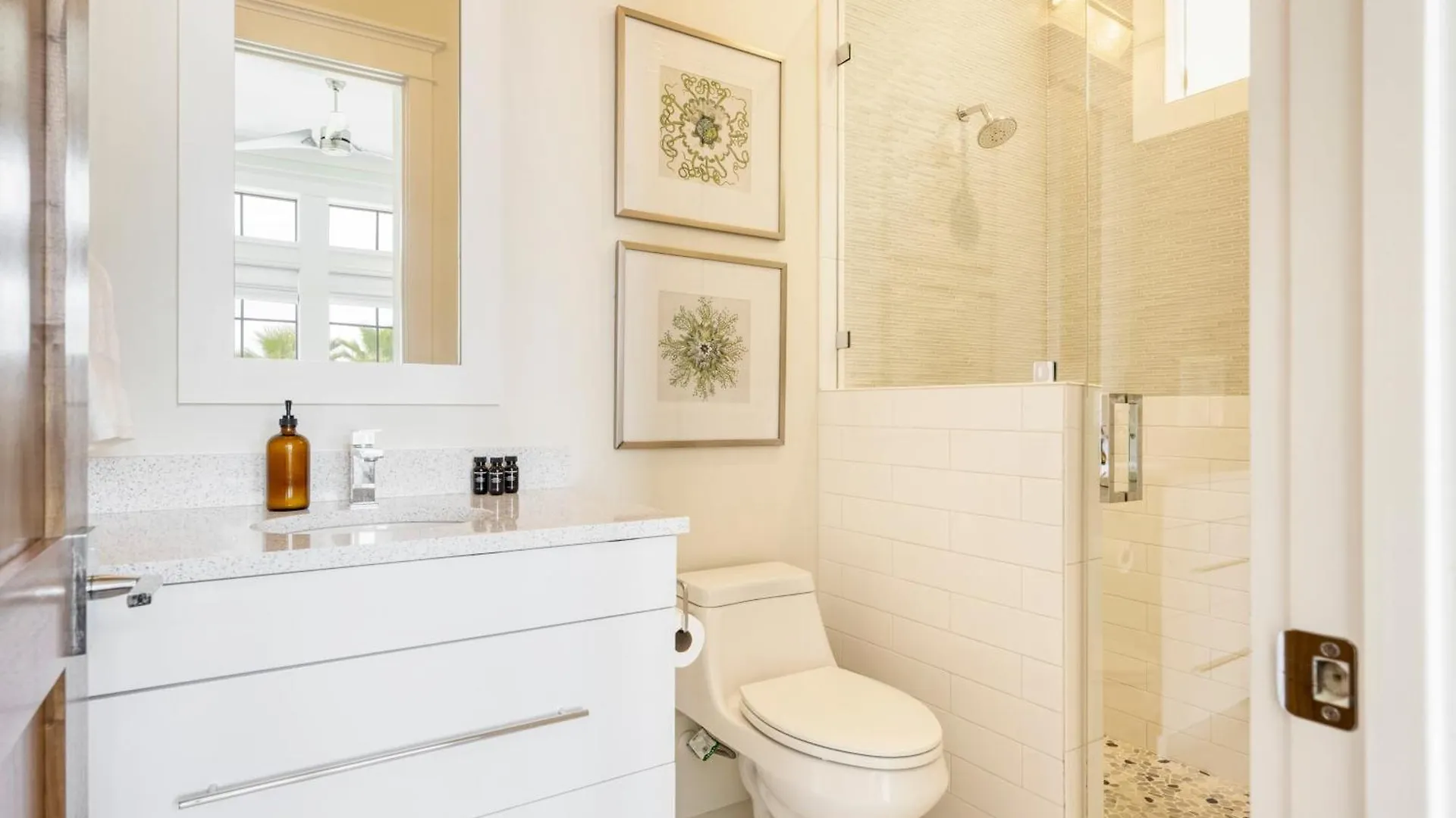 Monarch By Avantstay Breathtaking Estate W Beach Access Swim Up Bar Hot Tub Rooftop Views Destin