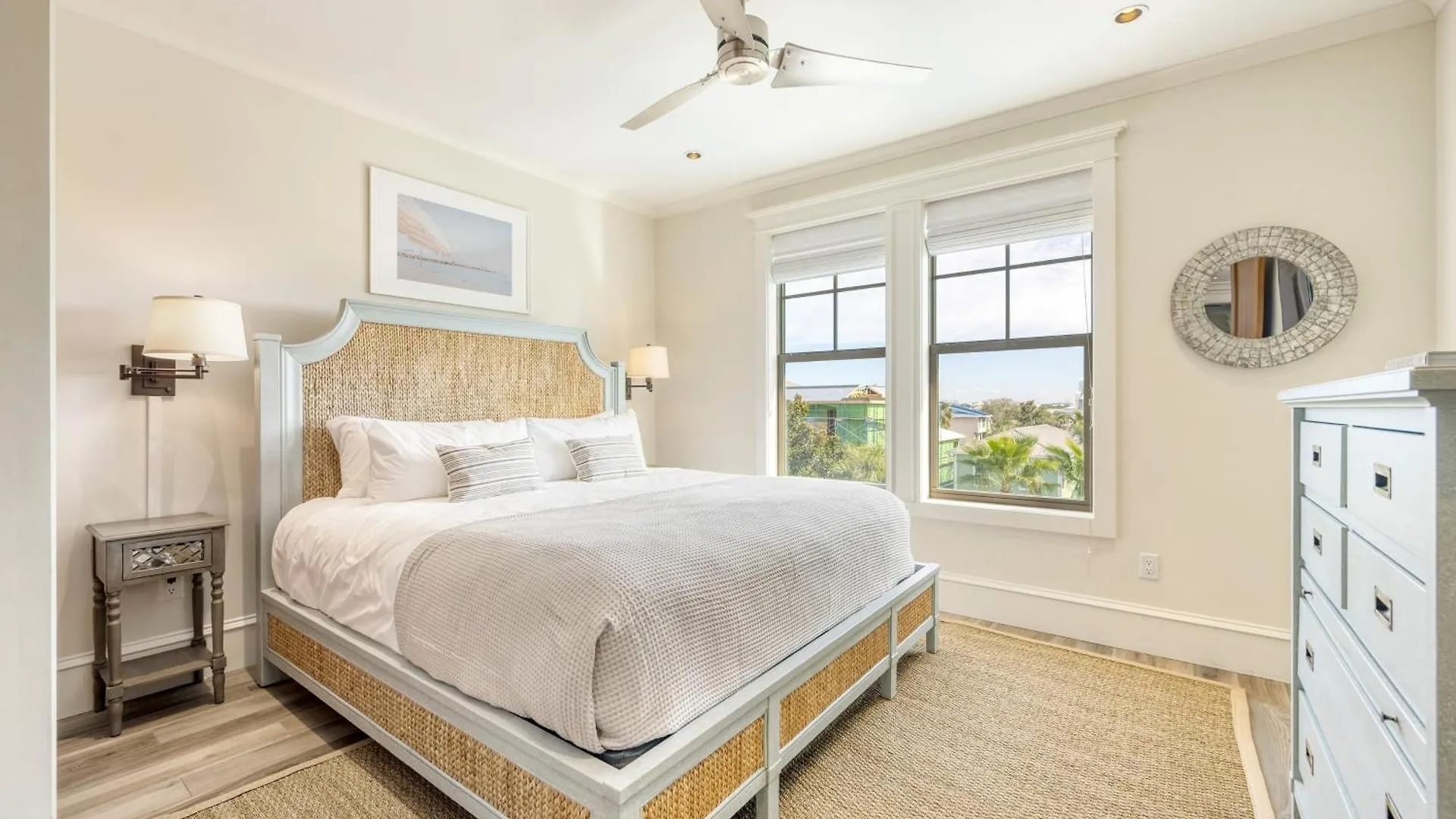 Monarch By Avantstay Breathtaking Estate W Beach Access Swim Up Bar Hot Tub Rooftop Views Destin