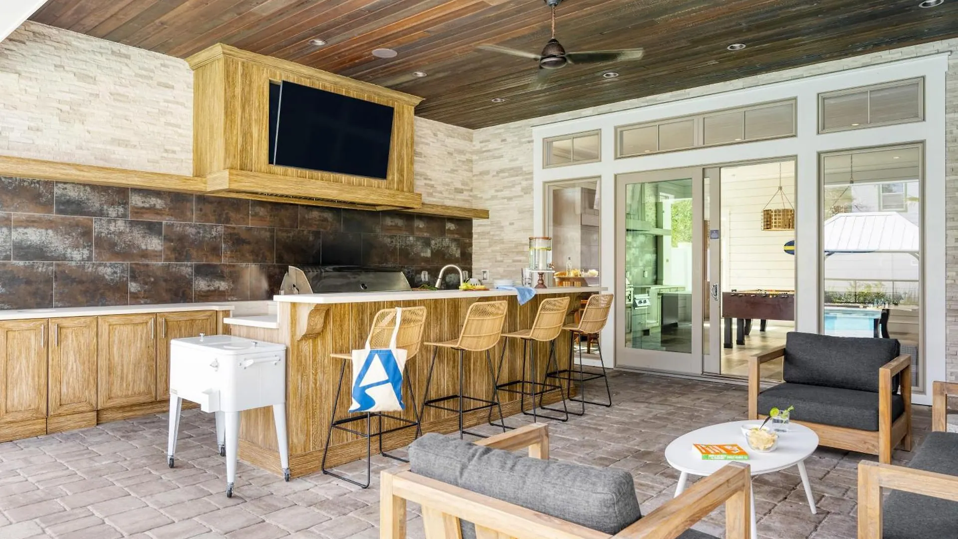 Monarch By Avantstay Breathtaking Estate W Beach Access Swim Up Bar Hot Tub Rooftop Views Destin